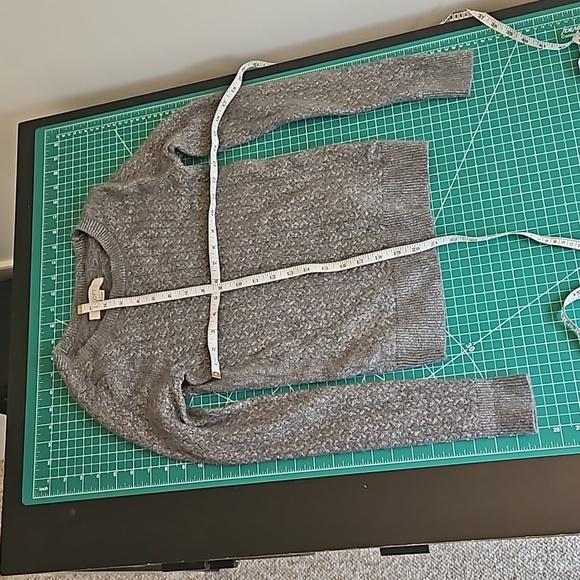 ann taylor loft silver metallic cable sweater size xs - Picture 1 of 1